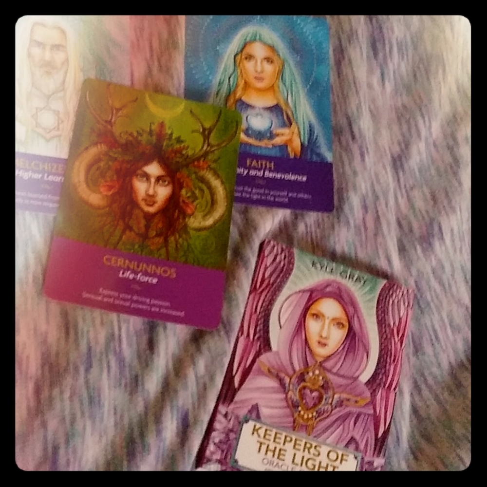 Keepers of the Light Oracle Carda